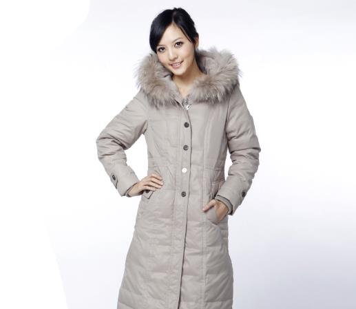 羽絨服有一塊沒有羽絨了怎么辦?羽絨服結(jié)塊了可以烘干嗎?
