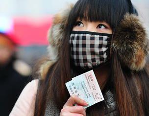有錢沒錢回家過年,盤點歷年春節春運中讓人淚奔的瞬間!
