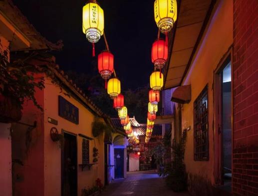 去年的燈籠今年春節(jié)還能掛不?過年掛燈籠什么時候掛最好