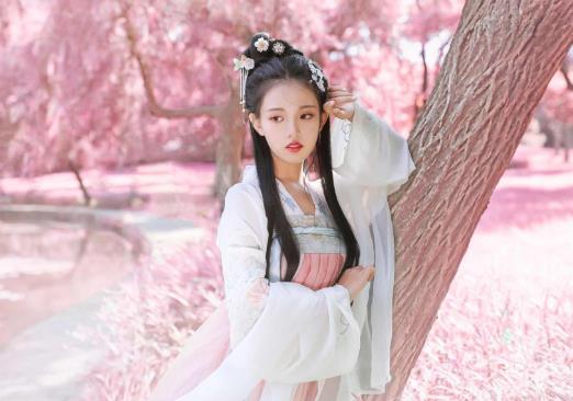 漢服上襦很透該怎么辦?漢服里面一定要穿內搭嗎