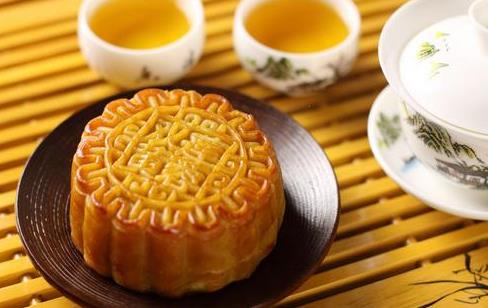 2021中秋節送禮提前送好還是節日當天送好?中秋節送長輩禮物還是紅包