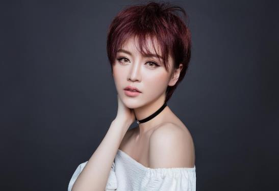 美瞳的度數怎么選擇?為什么戴隱形眼鏡感覺眼睛好干?