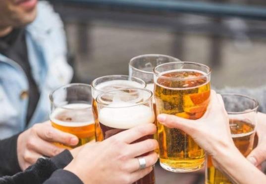 喝酒按哪個部位解酒?喝醉酒應該熱敷還是冷敷?