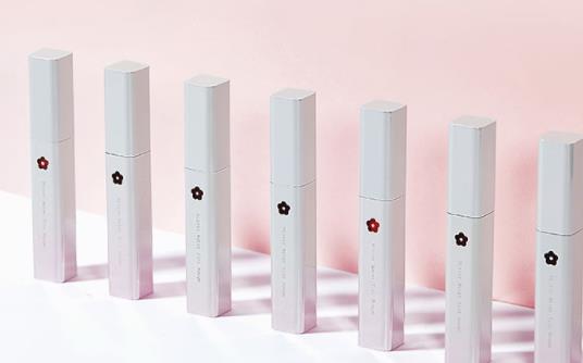 夏天唇釉要不要放冰箱 唇釉使用的注意事項