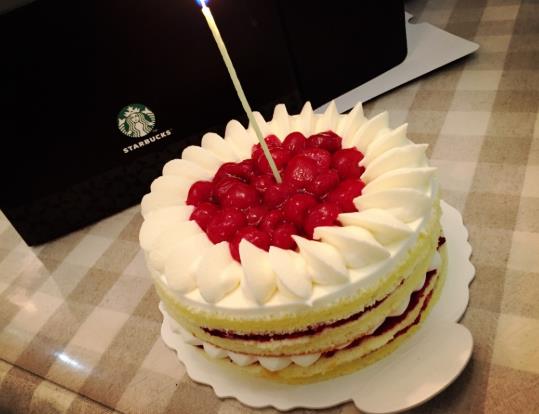 星巴克生日蛋糕要提前預定嗎?星巴克的生日蛋糕哪個好吃