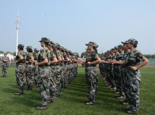 高中軍訓是強制性的還是自愿的?高中不參加軍訓會影響畢業嗎?