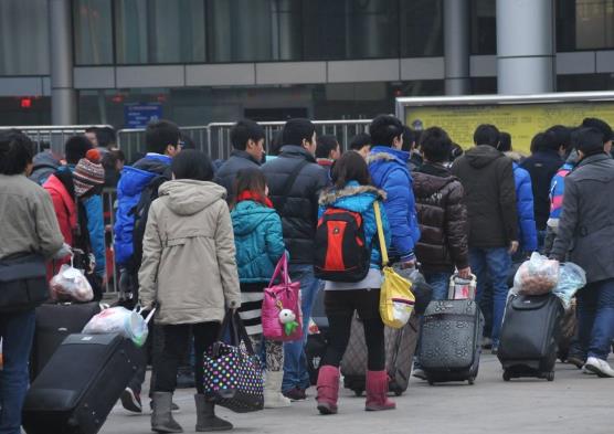 2022年春運(yùn)什么時(shí)候的人最多?2022春運(yùn)返程車票什么時(shí)候開始預(yù)售?