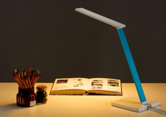 臺燈什么角度最保護眼睛?充電臺燈邊充電邊使用會爆炸嗎