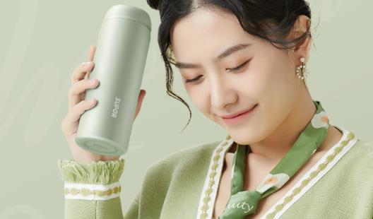 保溫杯能保溫多長(zhǎng)時(shí)間算正常 保溫杯可以裝冰塊嗎
