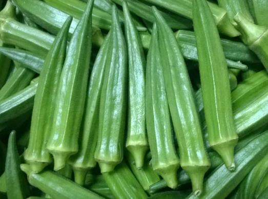 秋葵不開(kāi)花結(jié)果的原因有哪些?秋葵葉子發(fā)黃是缺水嗎