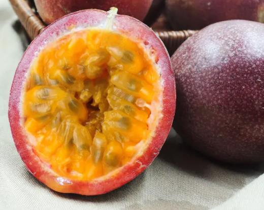 百香果怎樣才能開花結果?百香果不開花是什么原因