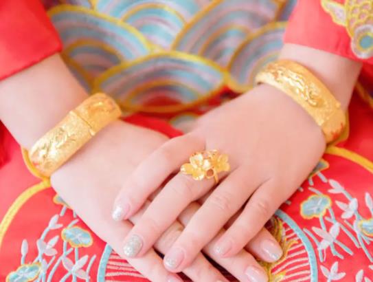 結婚三金一定要黃金嗎?三金越重越好嗎