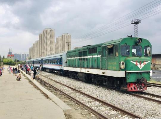 火車上的開水什么時候是開的?火車上的開水一直都是開的嗎