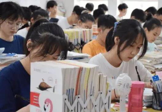 高考體檢復(fù)檢有幾次機會?高考體檢是怎么樣的