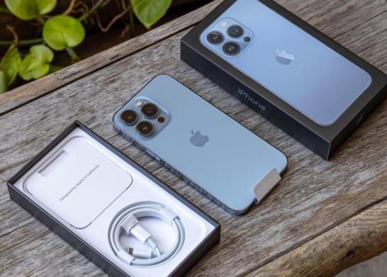 iPhone13拍照自帶炫屏怎么辦?iphone13哪個卡槽信號好