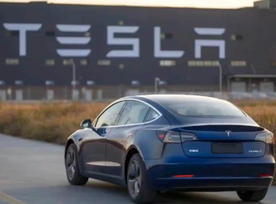 特斯拉的汽車電池一般可以用幾年?特斯拉modelx續(xù)航多少公里