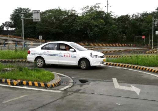 學(xué)車學(xué)時上傳需要多久?學(xué)車刷學(xué)時和不刷學(xué)時的區(qū)別
