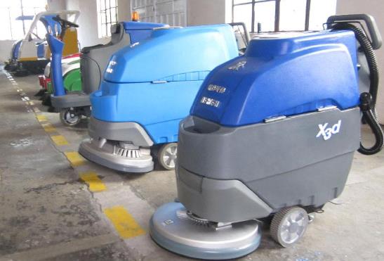 洗地機(jī)可以代替吸塵器嗎?買(mǎi)了洗地機(jī)會(huì)后悔嗎?