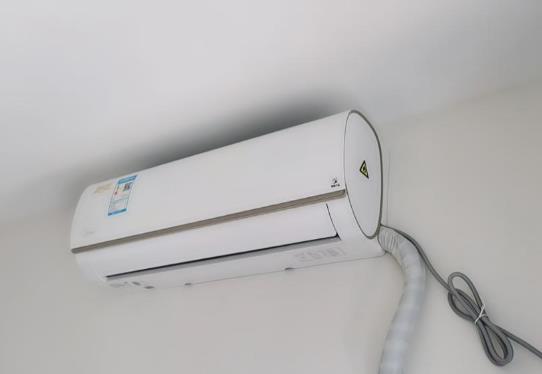 買空調要買幾級能效的比較好?開空調窗戶留縫費電嗎