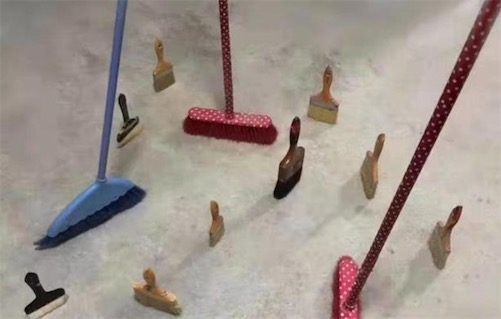 立掃把挑戰什么意思什么梗 掃帚直立的含義及出處