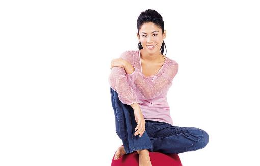 宣萱?zhèn)人資料簡(jiǎn)介 tvb花旦宣萱的圖片 宣萱演過(guò)的電視劇
