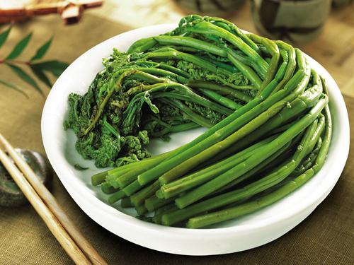 蕨菜的營養(yǎng)價(jià)值-蕨菜的功效與作用