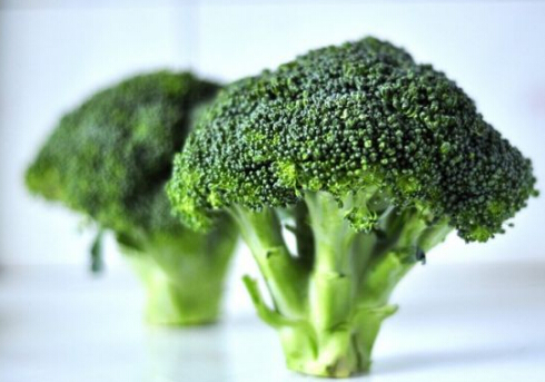 西蘭花的營養(yǎng)價值-西蘭花怎么做最能抗癌？