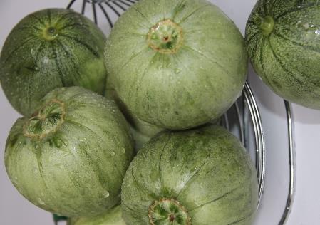 吃香瓜好嗎？香瓜的營養價值、功效與作用