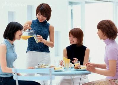 上班族中午吃什么？上班族應(yīng)警惕午餐飲食的8個(gè)誤區(qū)