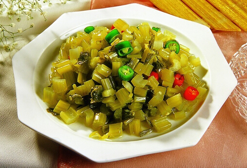酸菜的做法-酸菜粉絲凍豆腐怎么做？