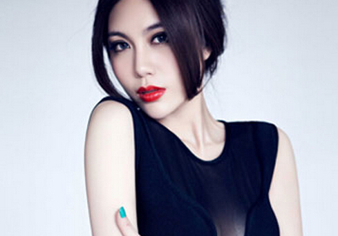 如何讓胸部二次發育？吃什么能讓乳房二次發育