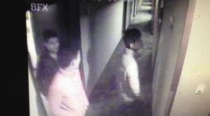 絕癥男子約女網友開房被騙，被偷包裸身出房追回，奪下對方兇器打跑4人