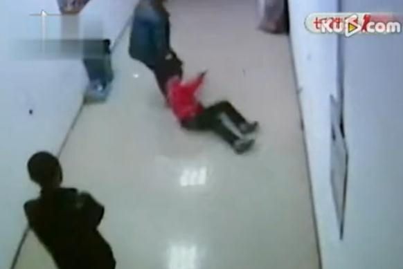 石家莊網吧驚魂：少女被抓著頭發拉走至洗浴中心賓館內遭強奸
