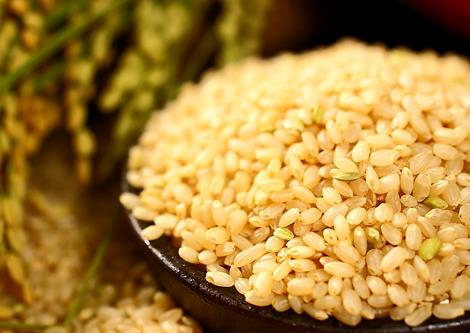 產(chǎn)婦吃糙米有什么好處？產(chǎn)婦吃糙米的做法
