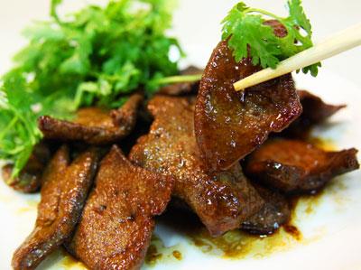 坐月子可以吃豬肝嗎？產(chǎn)婦坐月子能不能吃豬肝
