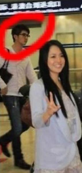 蒼井空(蒼老師)個人資料圖片微博，蒼井空攜眾日本女優現身北京機場
