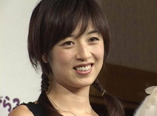 日本影后高岡早紀被迫全裸拍AV電影《怪物》高清劇照曝光，7分鐘激情戲