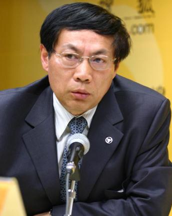 任志強個人資料照片，王石離婚,《甄嬛傳》80后女演員田樸珺新歡，潘石屹任志強等微博調侃