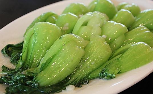 牛奶的補(bǔ)鈣的效果低于青菜！