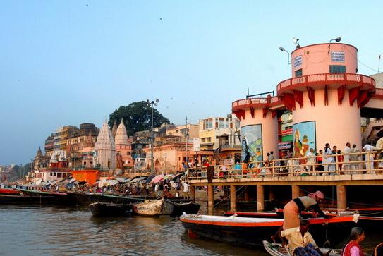 印度奇怪風(fēng)俗令人咂舌