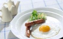 長(zhǎng)痤瘡要少吃什么食物？為什么會(huì)長(zhǎng)痘痘？