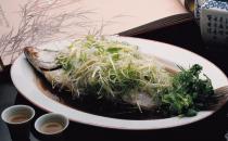 吃清蒸魚有什么好處？清蒸魚怎么做？