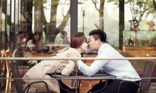 戀愛多久才上床？戀愛多久才KISS？