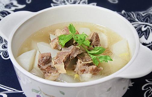 妹子必備 推薦四款養(yǎng)生暖湯專(zhuān)治手腳冰涼