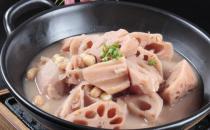 蓮藕有什么營養價值？蓮藕配花生清熱潤膚