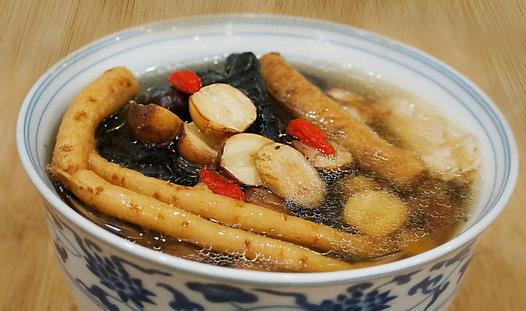 黑眼圈吃什么緩解？三款緩解黑眼圈的食療方法