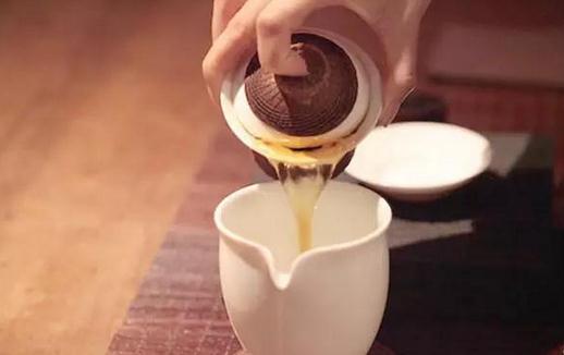 泡茶有什么誤區(qū)？沏茶宜用陶瓷壺