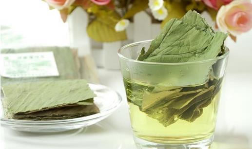 喝茶可以降血壓?jiǎn)幔客扑]10種降壓養(yǎng)生茶