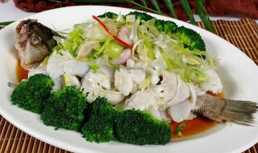 做出美味清蒸魚(yú)的七大秘決