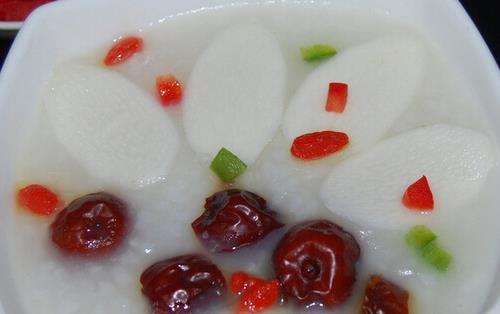 冬季老年人保健食療
